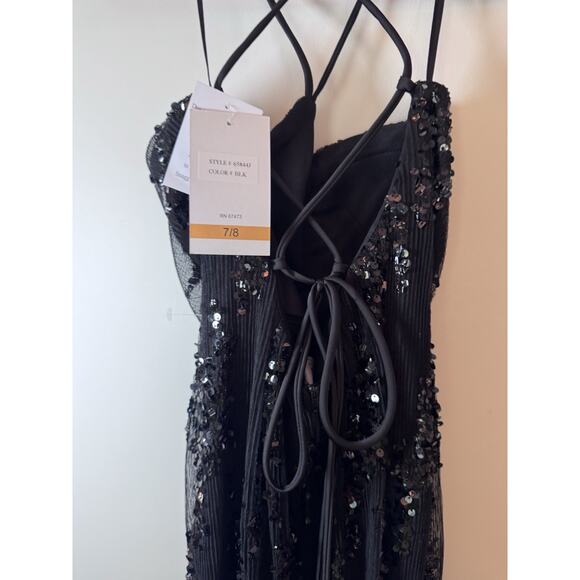 Violet Weekend Halter Neck Sequin Knit Dress Juniors Size NWT $129 - Picture 9 of 16